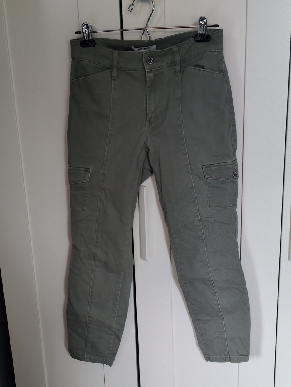 White House Black Market Olive Cargo Pants